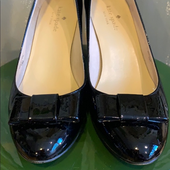 Kate Spade Patent Bow Chunky Heels🤩 - Picture 8 of 11
